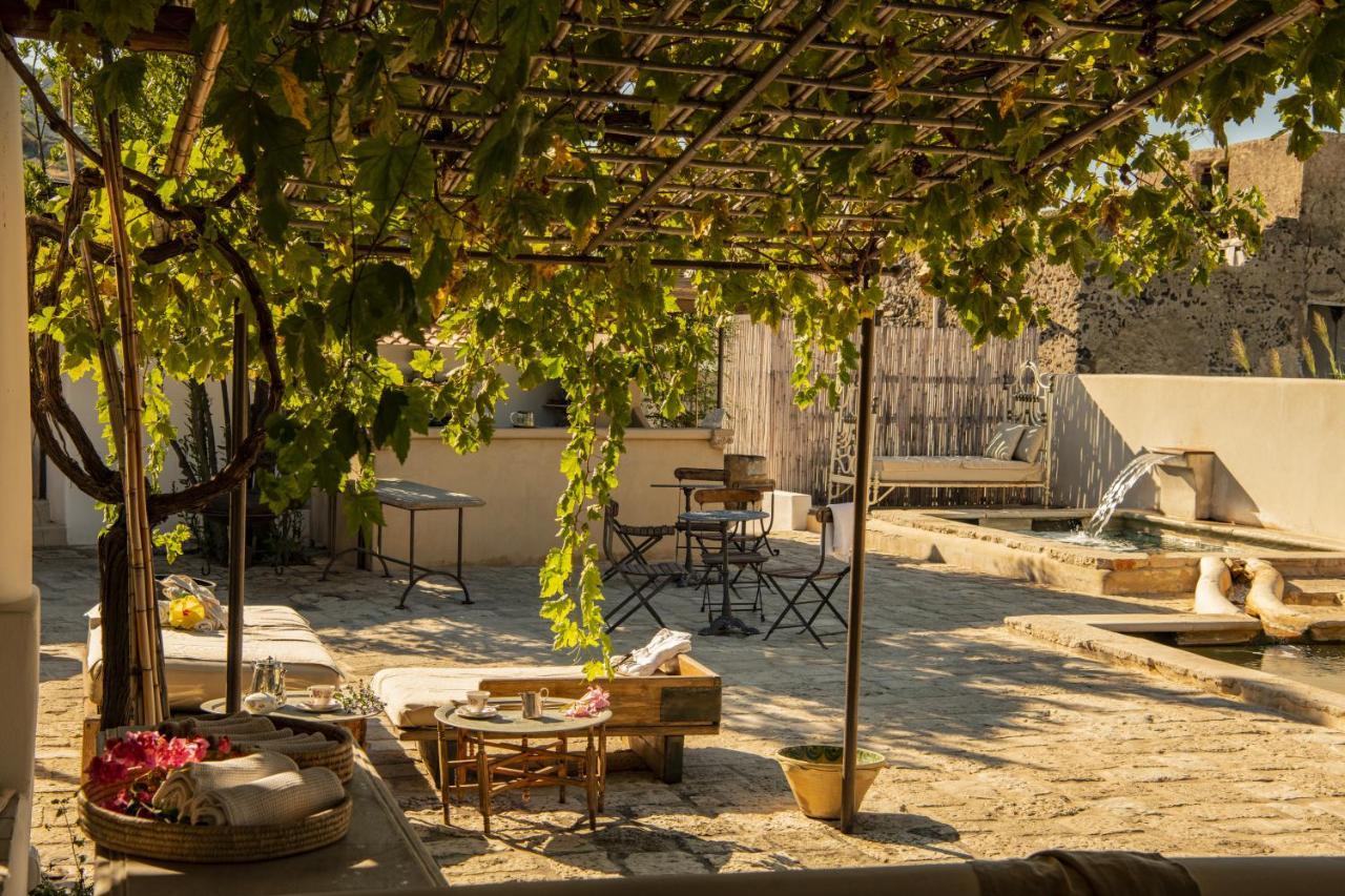 Hotel Signum Малфа Екстериор снимка